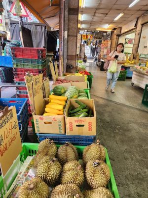 Fruit and vegetables market in Keelung